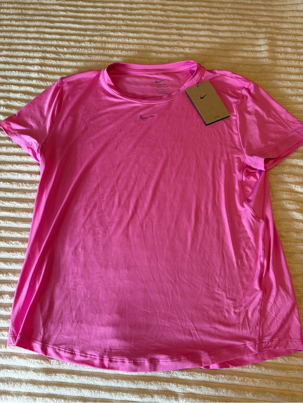 Nike Women's Hot Pink Short-Sleeve Athletic Tee